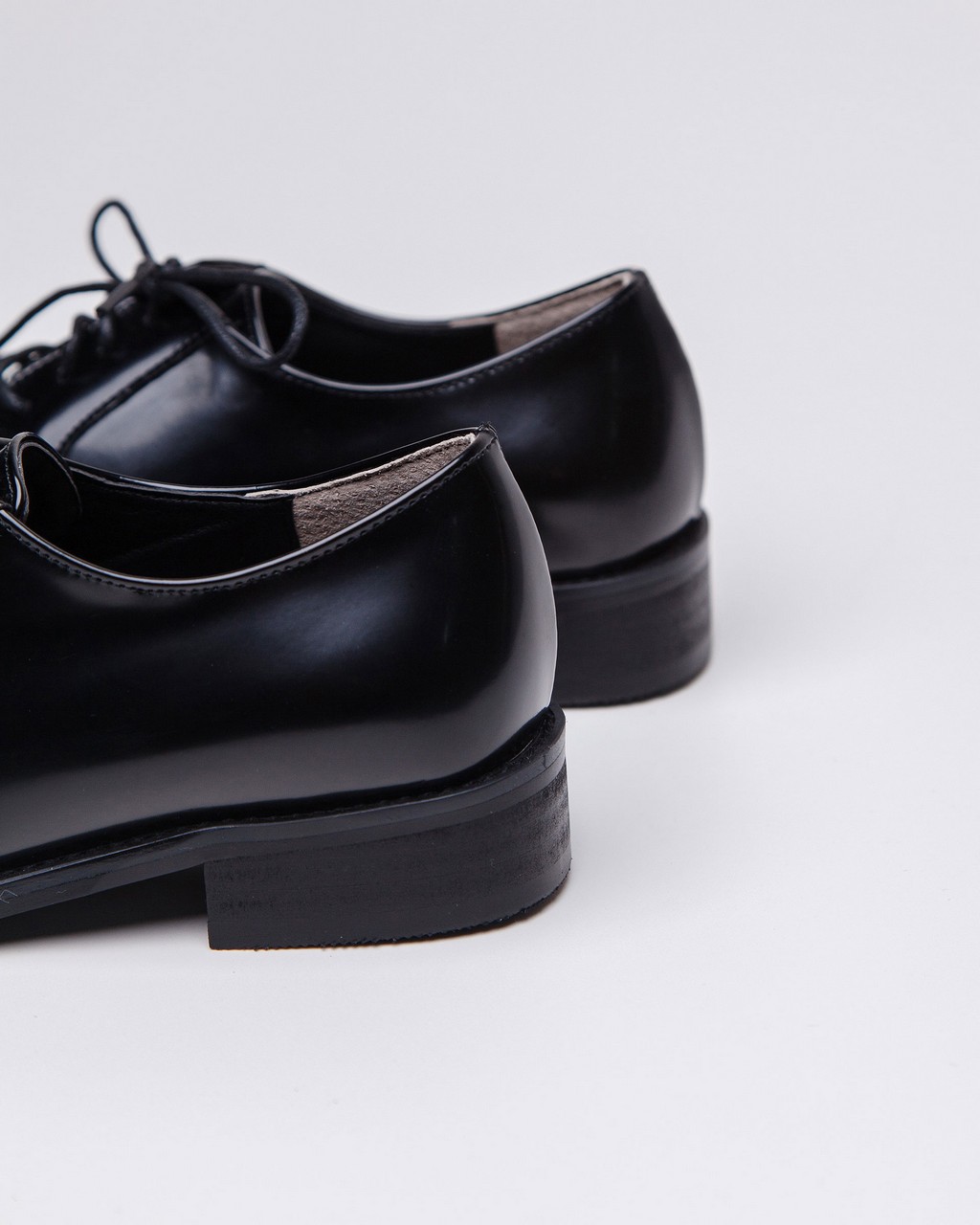Tagtraume Oz - Black Enamel(ºí·¢ ¿¡³ª¸á)